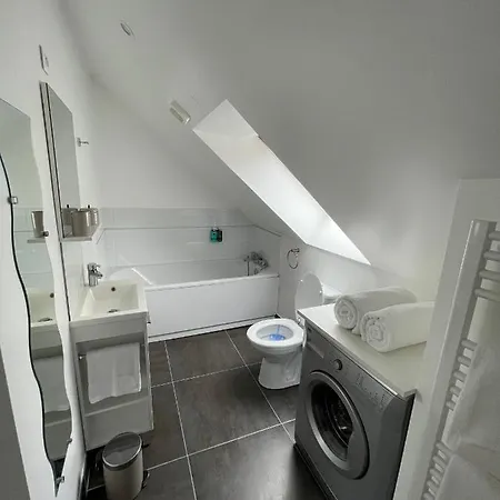 Viou Apartment *