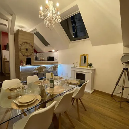 Viou Apartment *